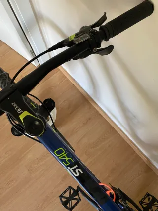 Bicicleta 27,5" Talla M, Rockrider ST 540 NUEVA