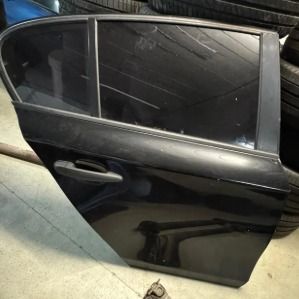 Puerta Trasera BMW Serie 1 Negra