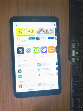 Samsung Galaxy Tab A6 10" y funda infantil