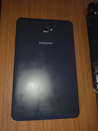 Samsung Galaxy Tab A6 10" y funda infantil