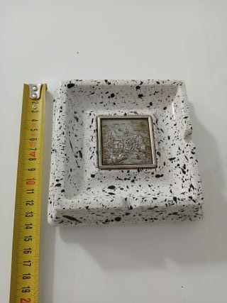 Posacenere in Ceramica Bianco e Nero Quadrato Vint