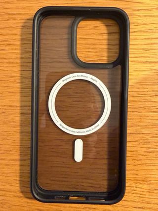 Custodia Spigen Magfit per iPhone 15 Pro Max