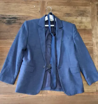 Americana niño azul marino talla M