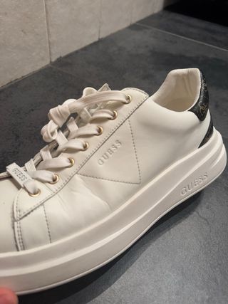 Zapatillas Guess Elba 2024 Blancas