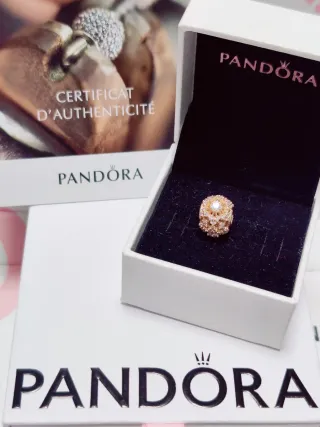 Charm Pandora placcato oro