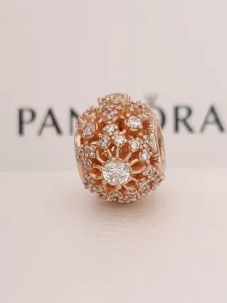 Charm Pandora placcato oro