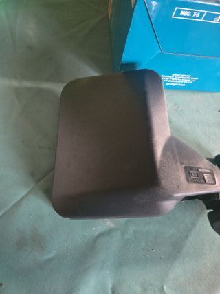 Espejo derecho Nissan Trade retrovisor 
