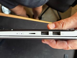 Portátil Asus S14 i5