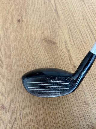 Palo de Golf Titleist Híbrido TSi2 de 24 grados 
