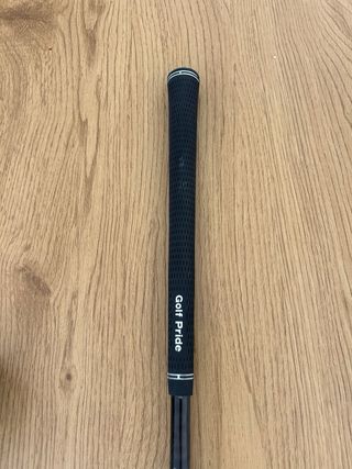 Palo de Golf Titleist Híbrido TSi2 de 24 grados 