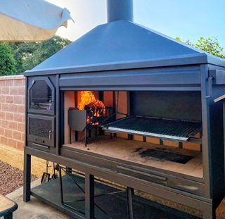 ggñ-44 Barbecue