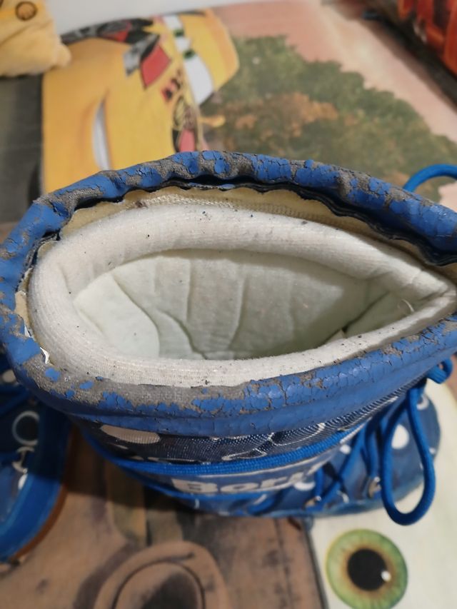 Botas de nieve azules para niños