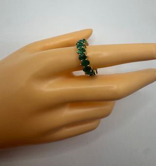 Anillo Oro 18 kt esmeraldas talla pera