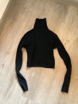 Jersey cuello alto negro