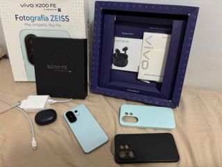 Telefono Vivo X200 FE blu