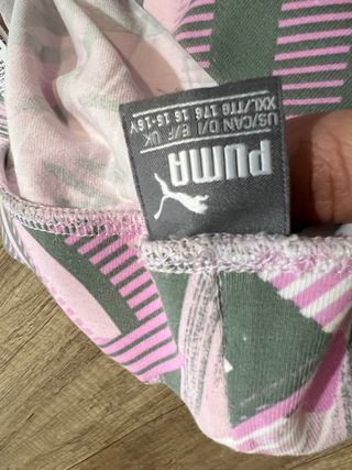 Mallas estampadas verde y rosa