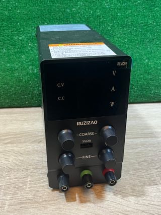 Fuente de alimentación CC ajustable NICE-POWER 