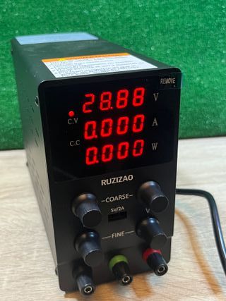 Fuente de alimentación CC ajustable NICE-POWER 