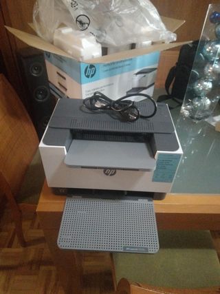 Fotocopiadora HP Láser Blanco y Gris