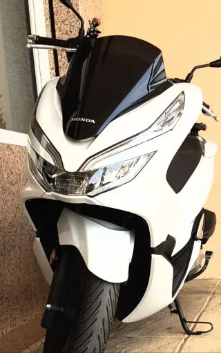 Honda PCX 125 Blanca