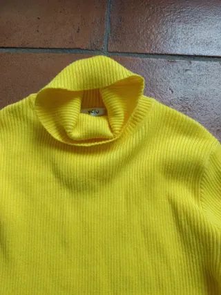 Lupetto giallo bambina taglia 10