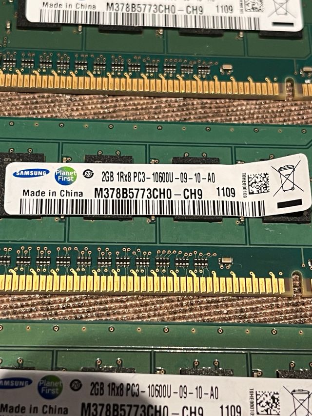4 Memorias RAM Samsung 2GB DDR3