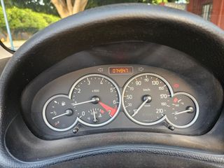 Peugeot 206 DESCAPOTABLE  2003 74000 KM