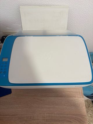 Impresora HP Azul y Blanca