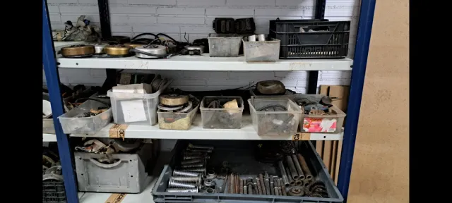 LOTE DUCATI antiguas, motos y piezas