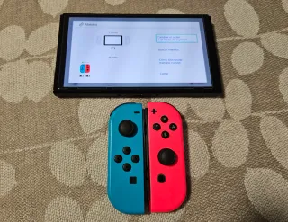 Nintendo Switch OLED.