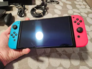 Nintendo Switch OLED.