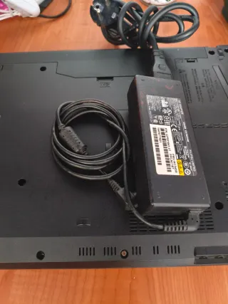 Portátil Fujitsu Lifebook A574/M Japonés