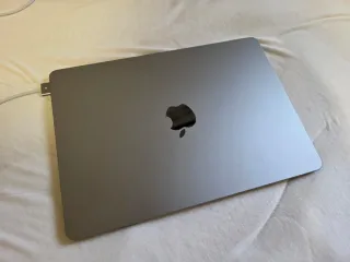 MacBook Air 13 M3 Gris Espacial
