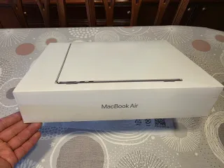 MacBook Air 13 M3 Gris Espacial