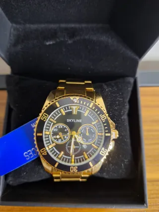 Reloj SKYLINE Dorado y Negro
