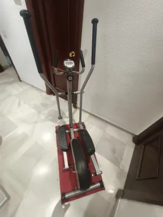 Bicicleta Elíptica Gimnasio