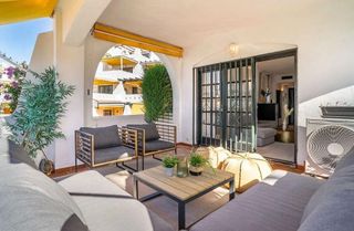 Piso en venta en Nueva Andalucía centro en Marbella
