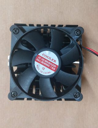 Dissipatore CPU con ventola Socket7/PGA 370 *OK*