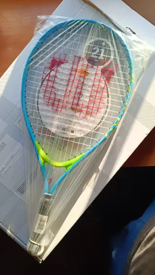 Raqueta Tenis Wilson 21 (infantil).