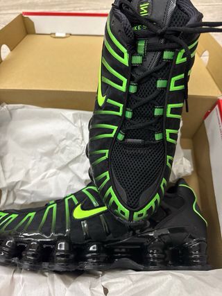 Nike Shox TL nere e verdi