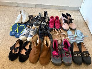 Lote de Zapatos Variados tallas 30:32