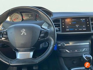 Peugeot 308 5p Style PureTech 130 S&S 6 Vel. MAN