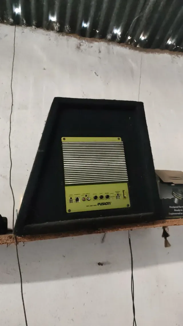 Subwoofer Fusion 12" con amplificador