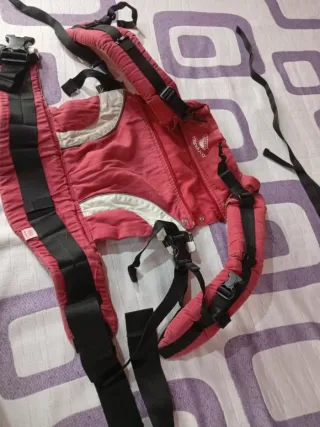 Mochila Portabebés Manduca Roja