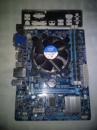 Placa Base Gigabyte GA-H61M-USB3H LGA1155