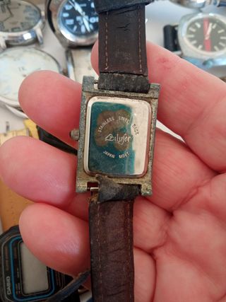 Lote de relojes varios para piezas