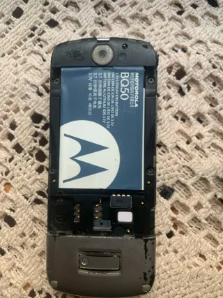 Telefono Motorola + Cavo USB