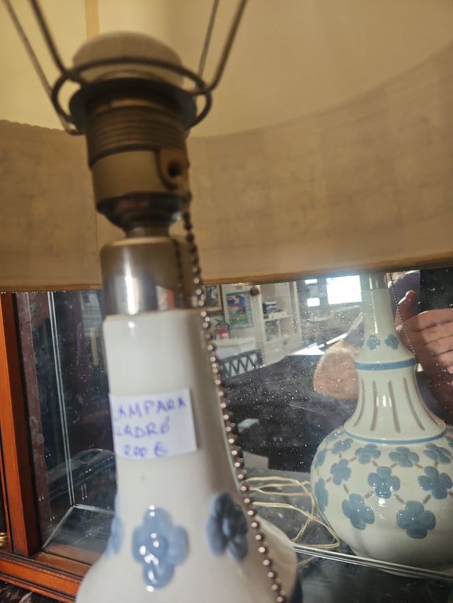 Lámpara de mesa cerámica floral