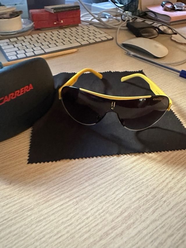 Gafas de sol Carrera Amarillas y Marrones