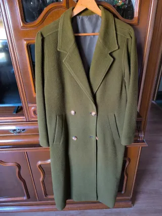Abrigo largo de paño de mujer verde